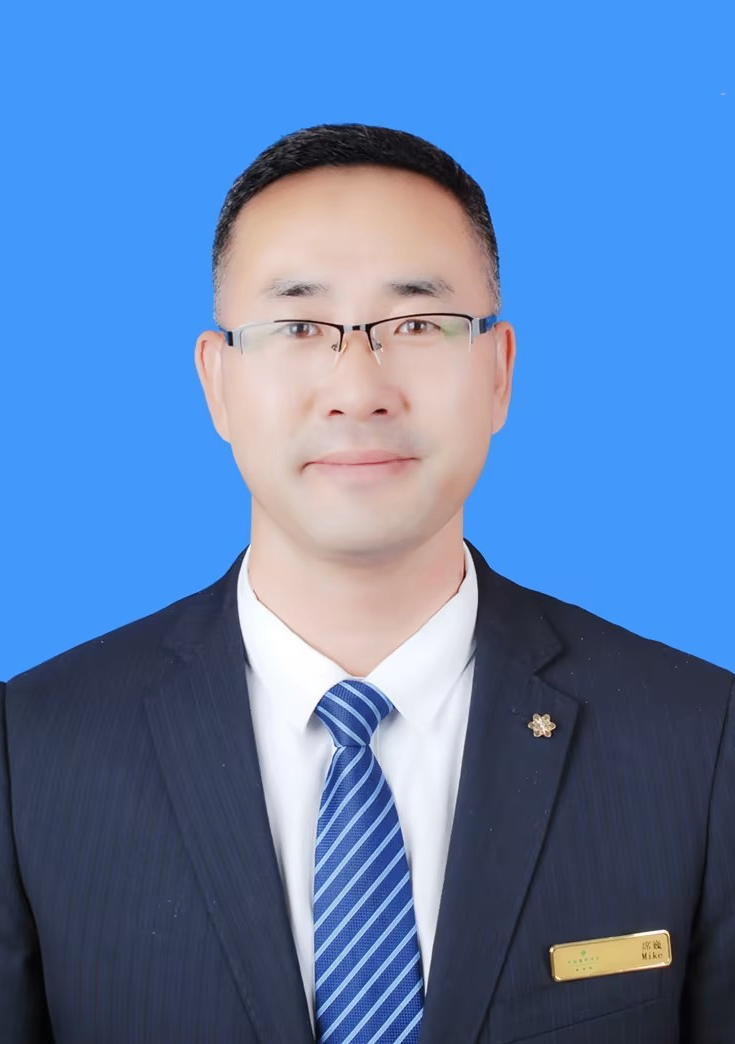 席巍
